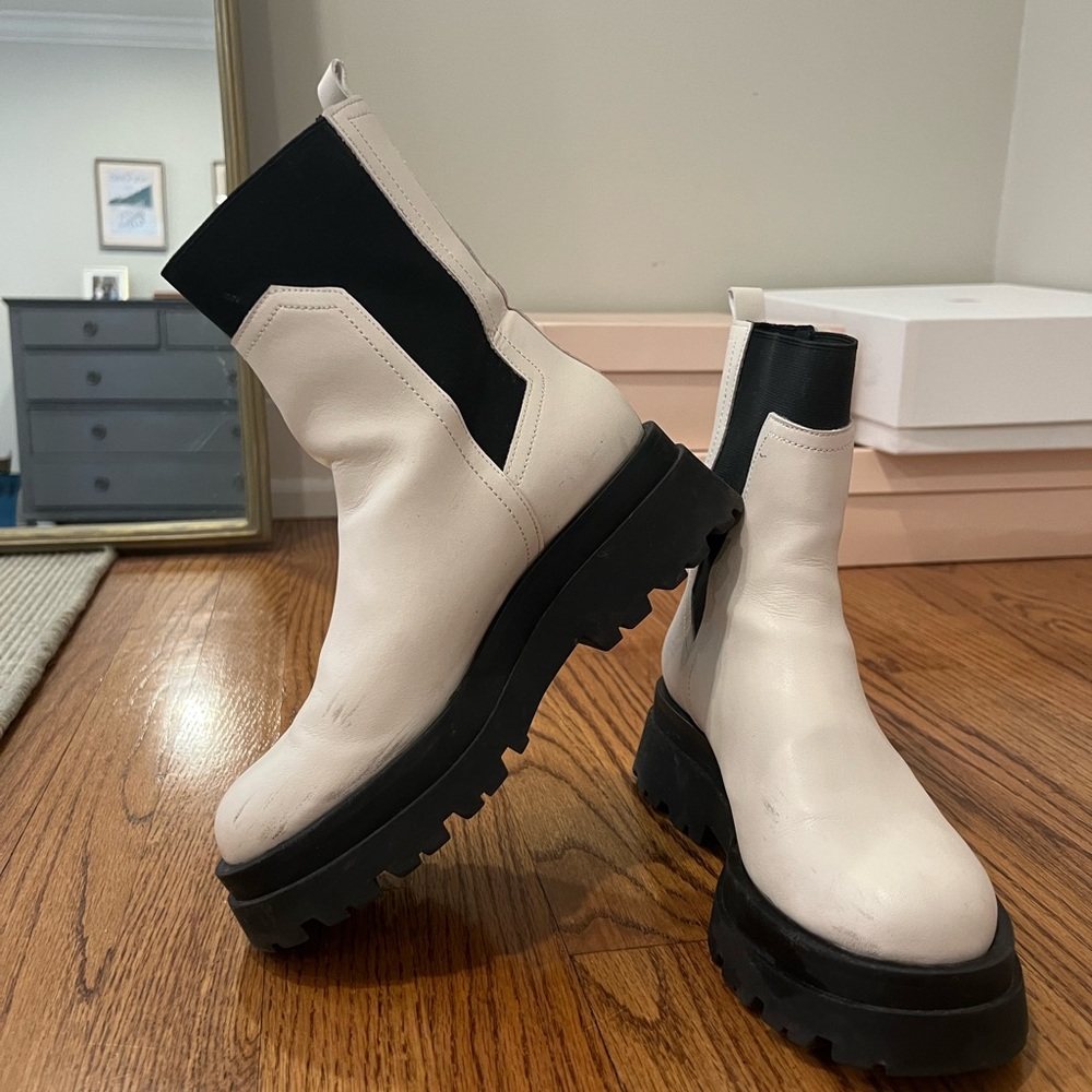 White lug sole Stradivarius boots size 37